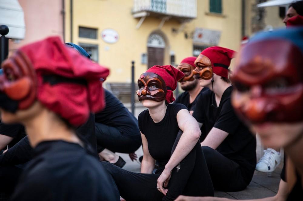 STAGE JEU CORPOREL ET COMMEDIA DELL' ARTE EN TOSCANNE (Organisé par Le Foyer - Cours d'Art Dramatique)